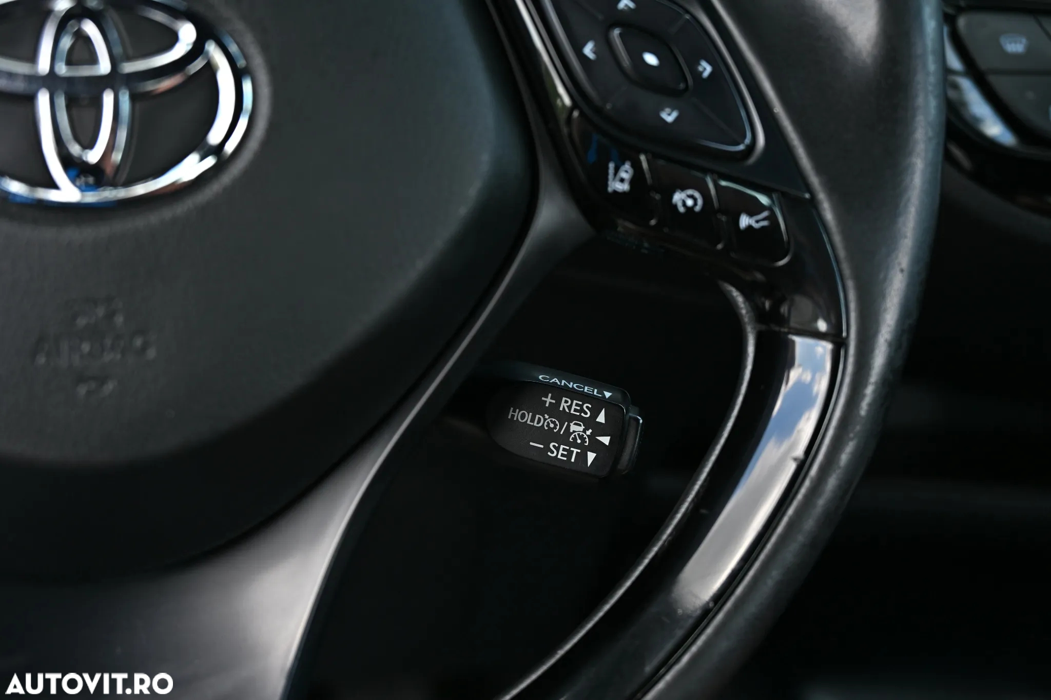 Toyota C-HR - 22