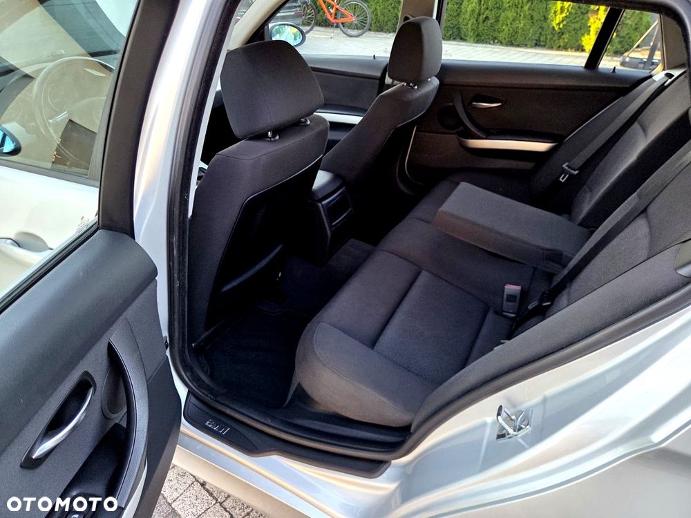 BMW Seria 3 - 20