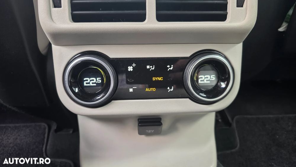 Land Rover Range Rover Velar 3.0 R-Dynamic - 11