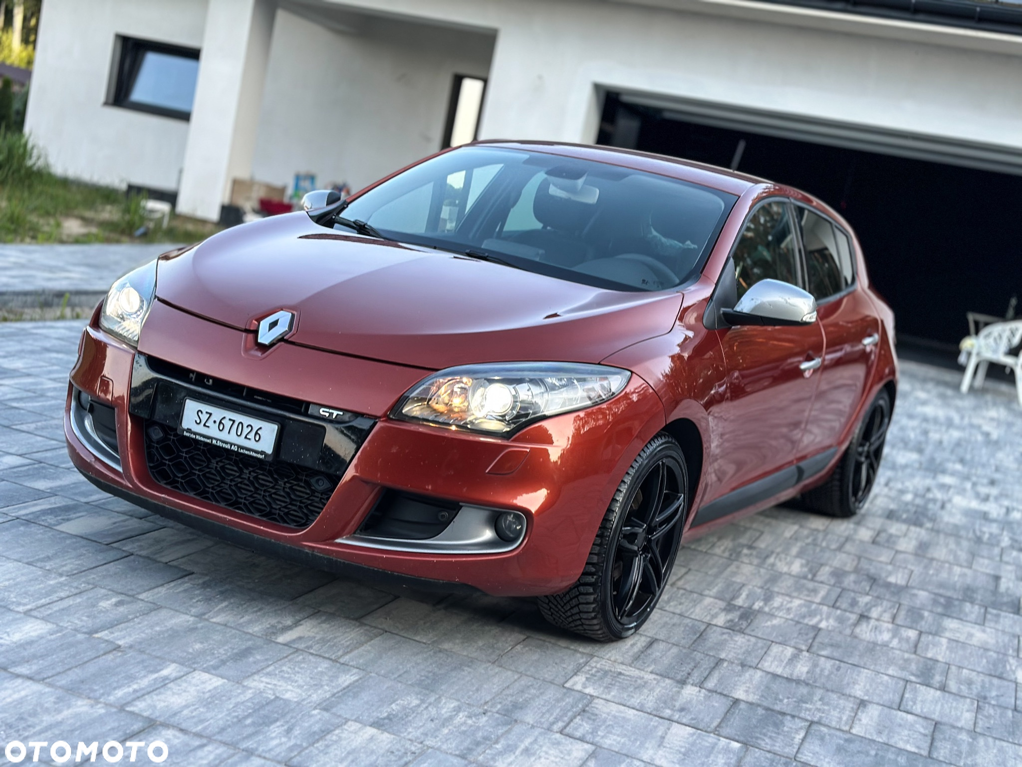 Renault Megane TCe 180 GT - 32