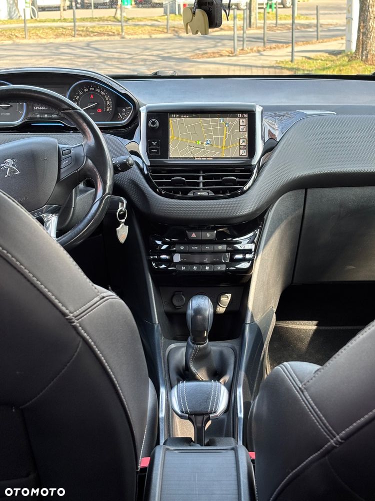 Peugeot 2008 PureTech 82 Allure - 26