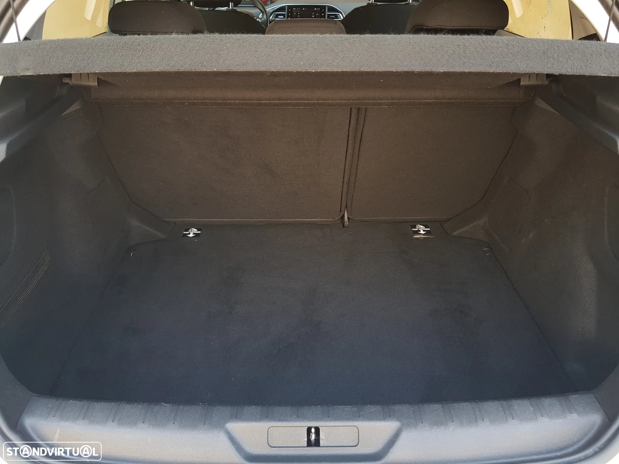 Peugeot 308 1.5 BlueHDi Style - 52