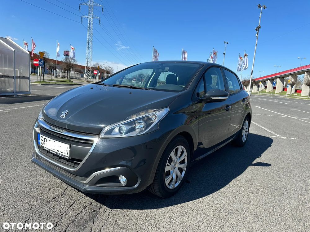 Peugeot 208 - 3