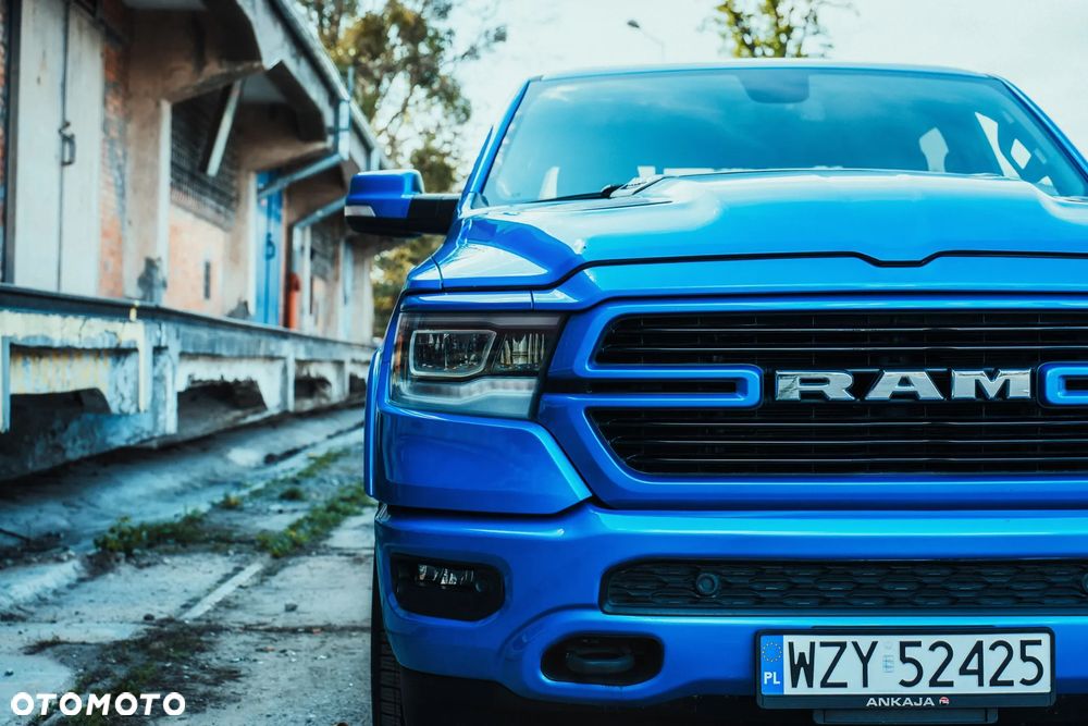 RAM 1500 Crew Cab Laramie - 32