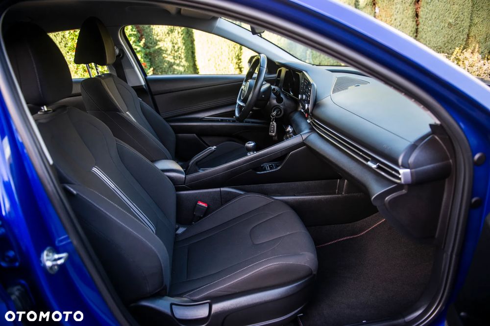 Hyundai Elantra 1.6 Smart - 37