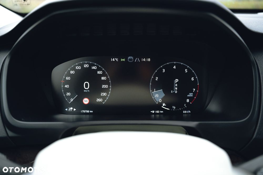 Volvo XC 90 - 19