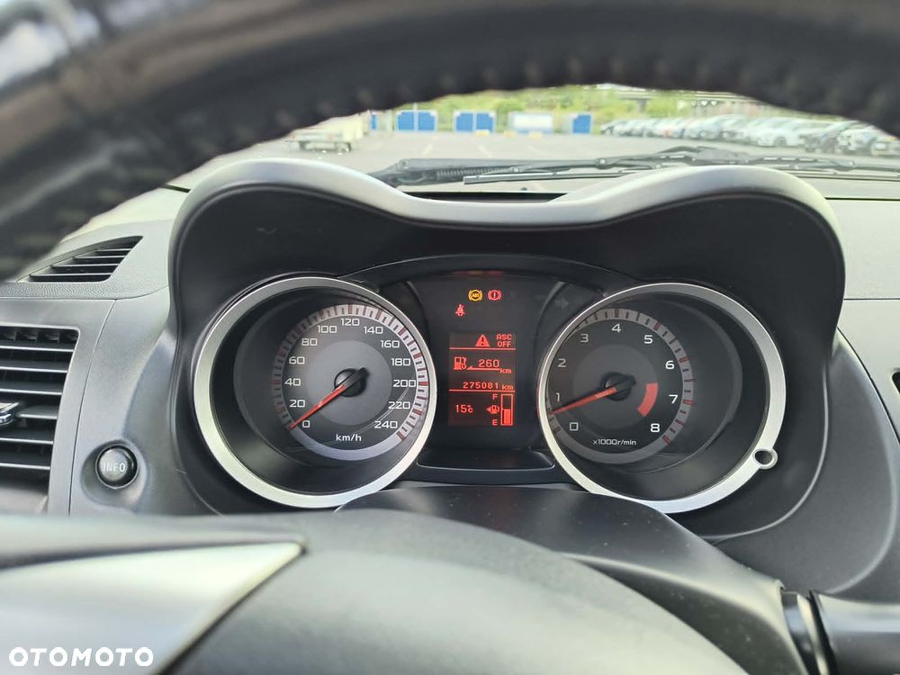 Mitsubishi Lancer 1.8 Invite - 9