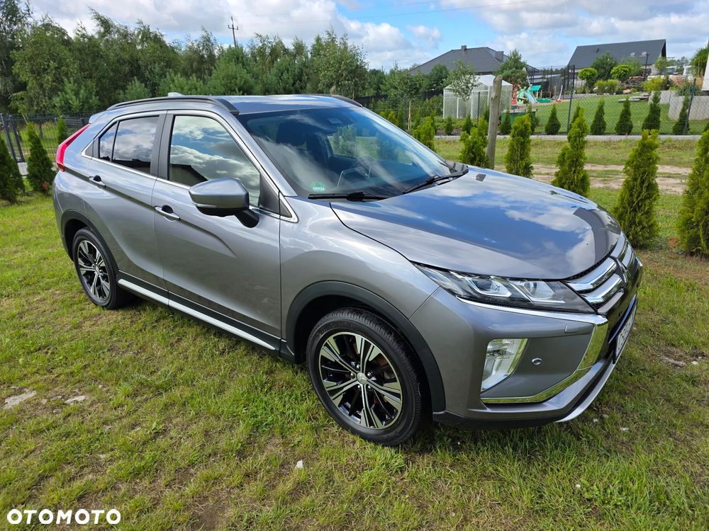 Mitsubishi Eclipse Cross 1.5 T Invite Plus - 2