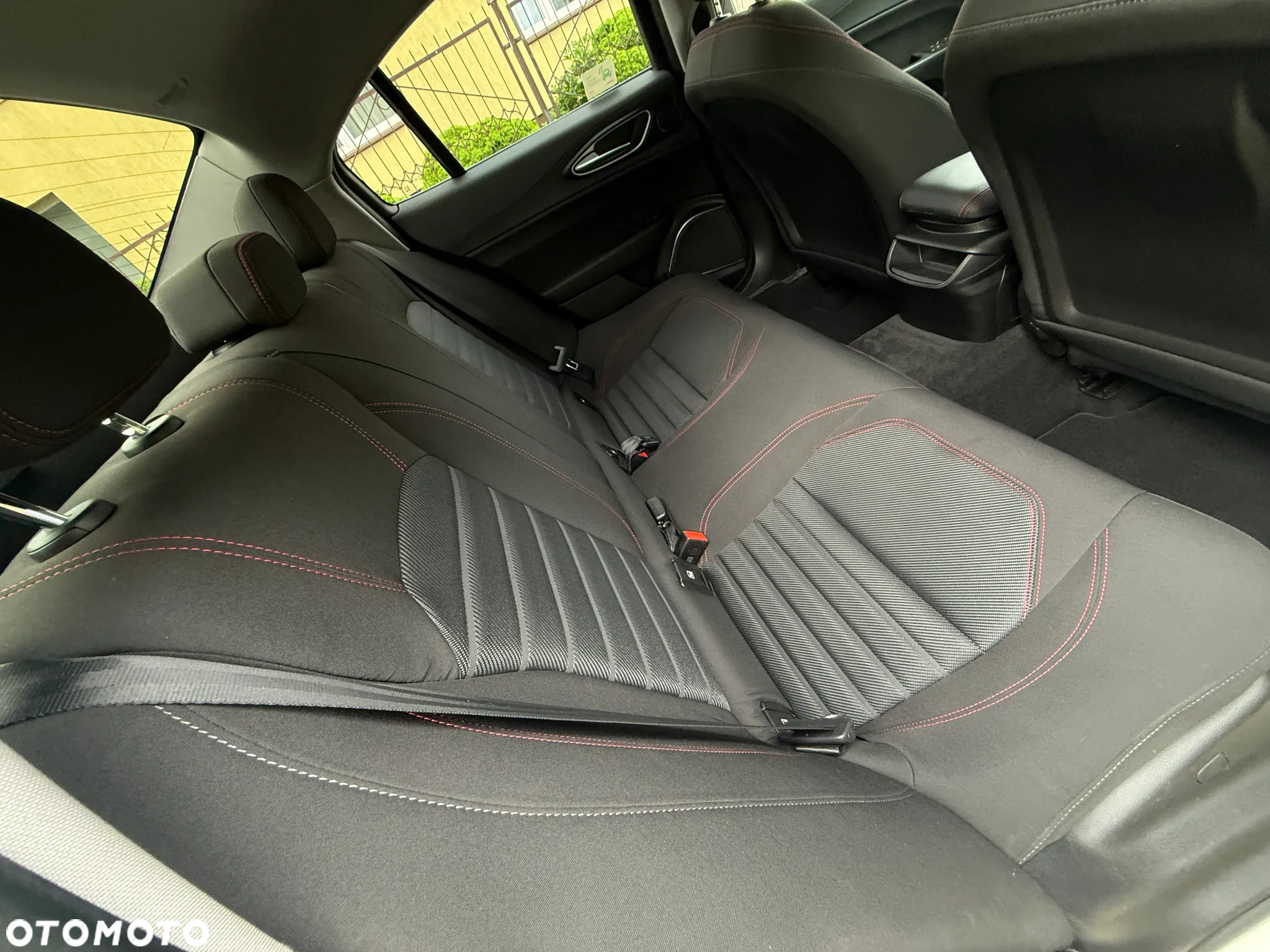 Alfa Romeo Giulia 2.0 Turbo Business - 34