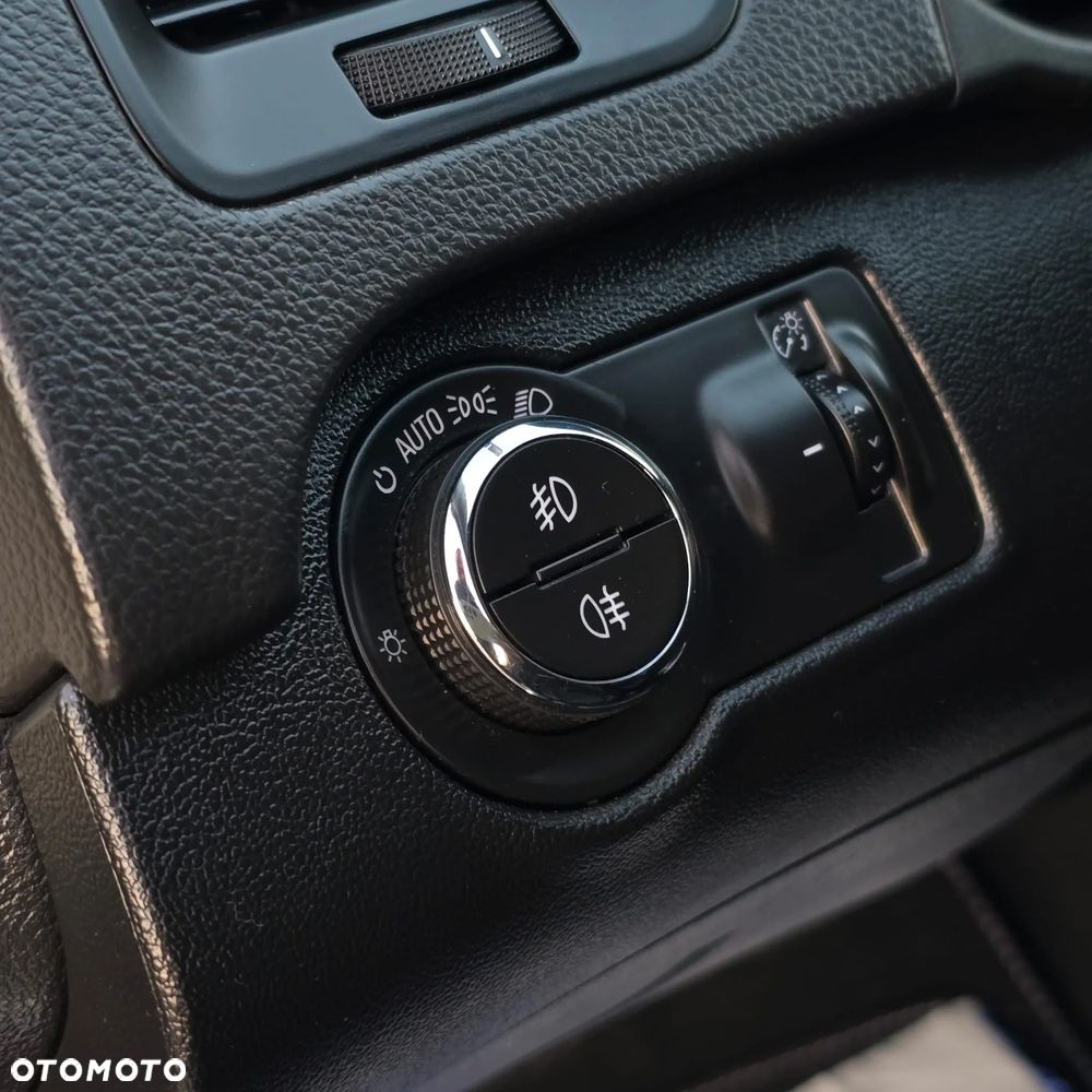 Opel Insignia 2.0 CDTI EcoFLEX Start/Stop Edition - 30