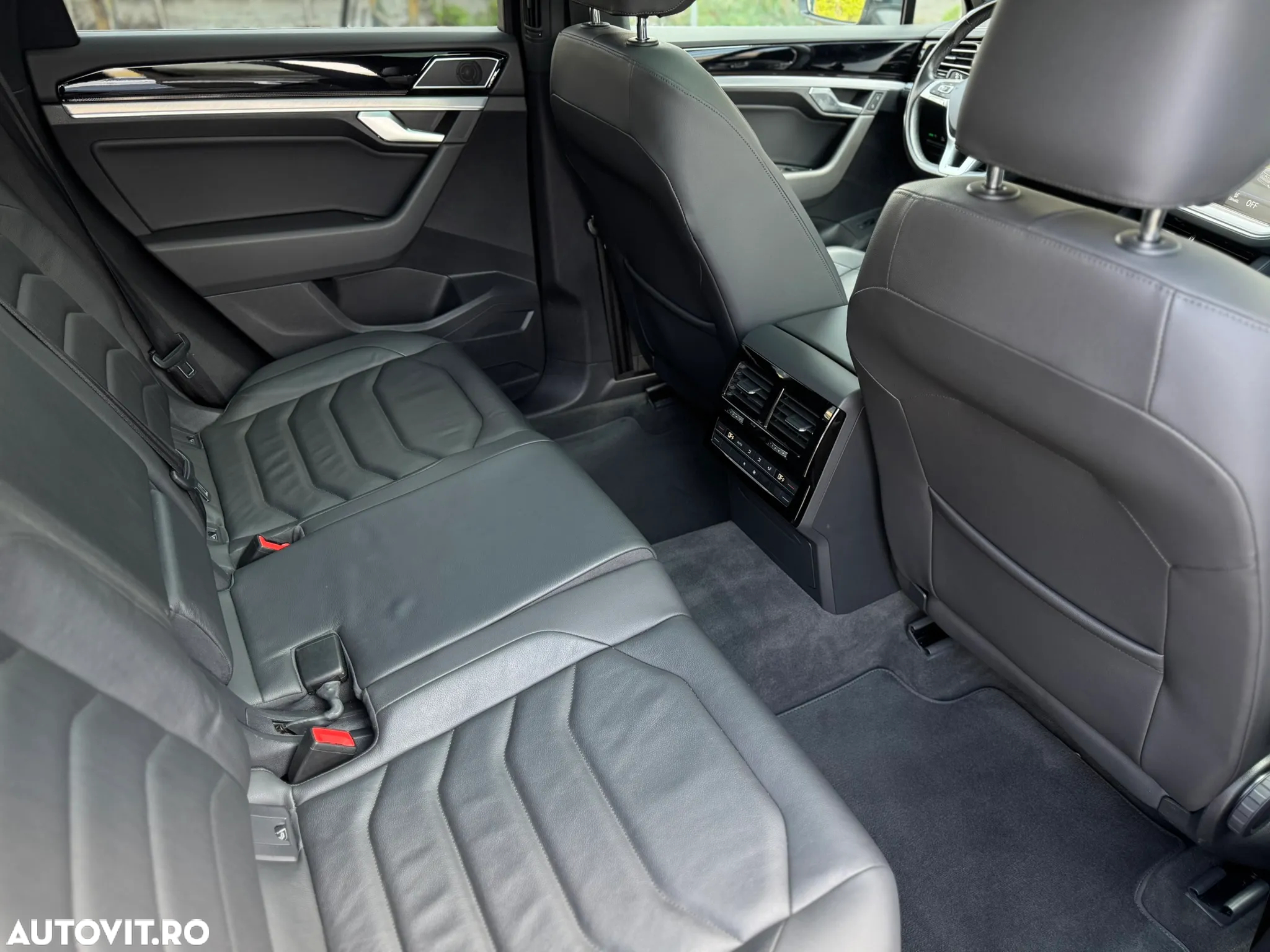 Volkswagen Touareg V6 TDI Elegance - 18