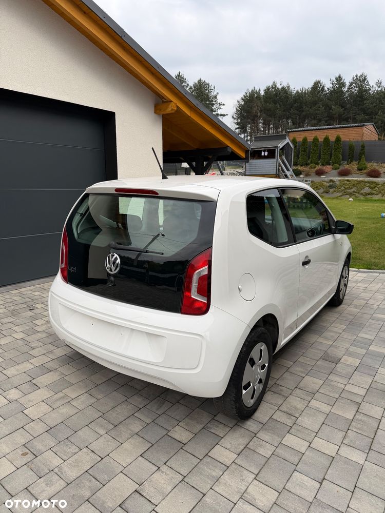Volkswagen up! high - 4