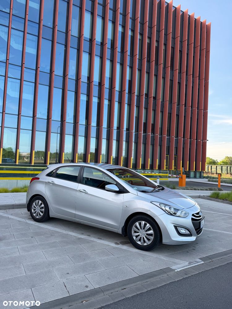 Hyundai i30 1.4 Classic + - 6