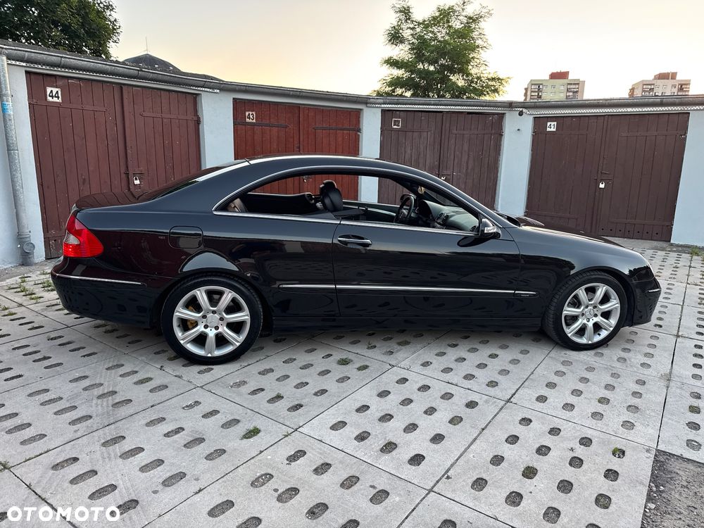 Mercedes-Benz CLK - 38