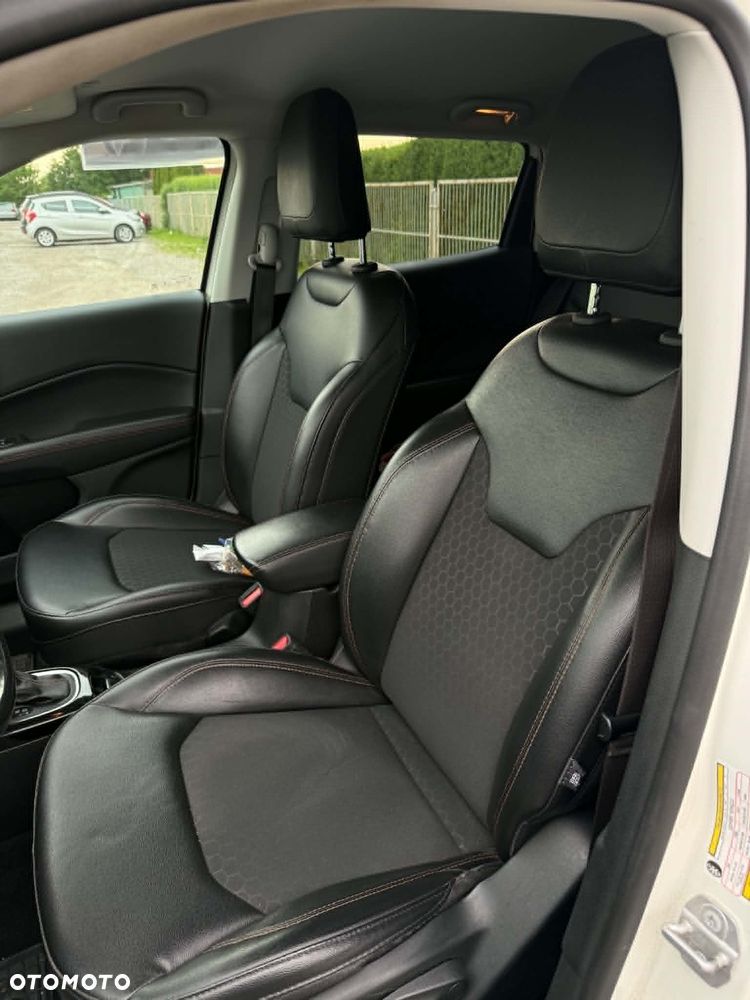 Jeep Compass 1.4 TMair Limited 4WD S&S - 9