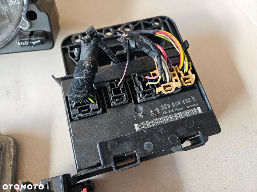Zestaw startowy sterownik licznik stacyjka VW PASSAT B6 2,0 TDI 103kW 140KM BMP 03G906021MS - 5