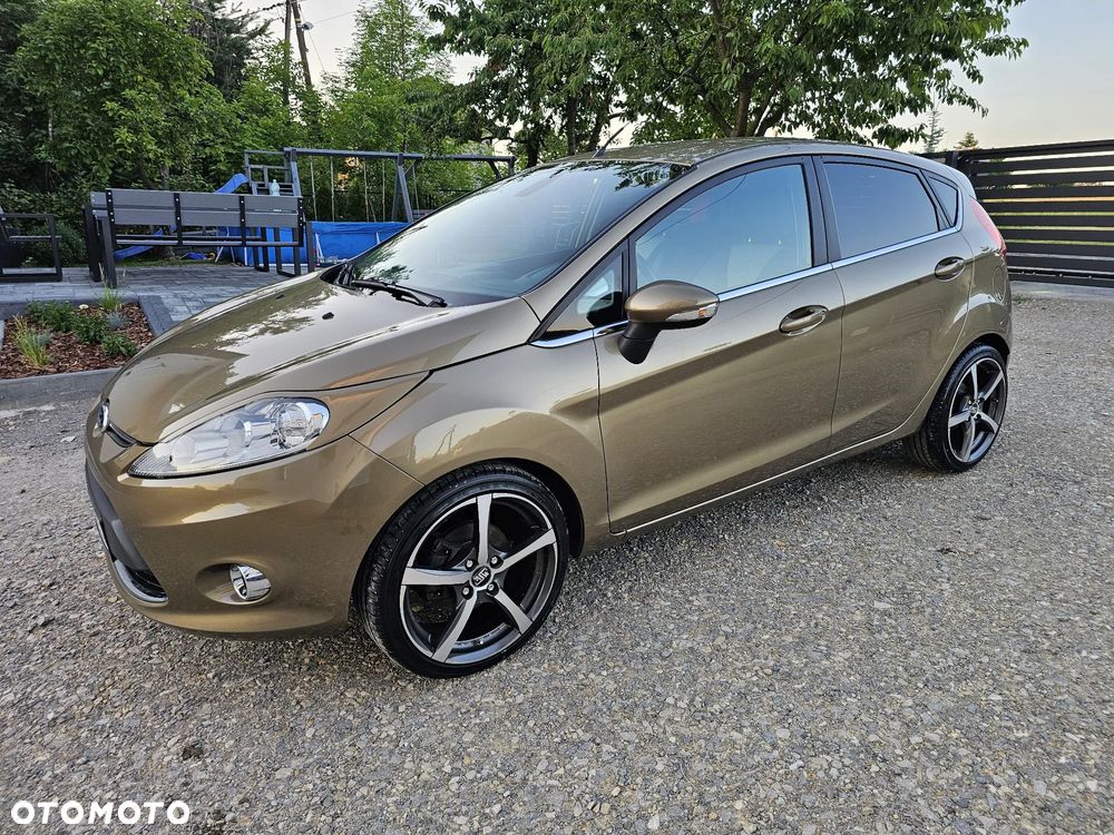 Ford Fiesta 1.6 Ti-VCT Titanium - 21