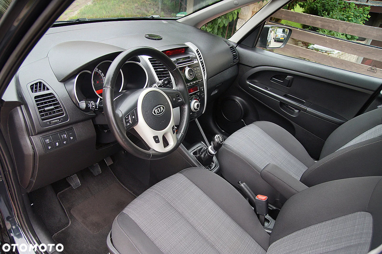 Kia Venga 1.6 Business Line - 11