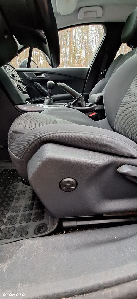 Peugeot 508 1.6 T Business Line - 13