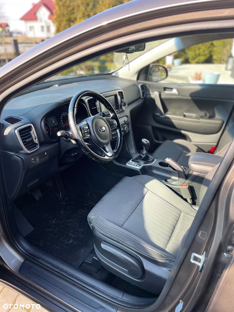 Kia Sportage 1.6 GDI Business Line 2WD - 6