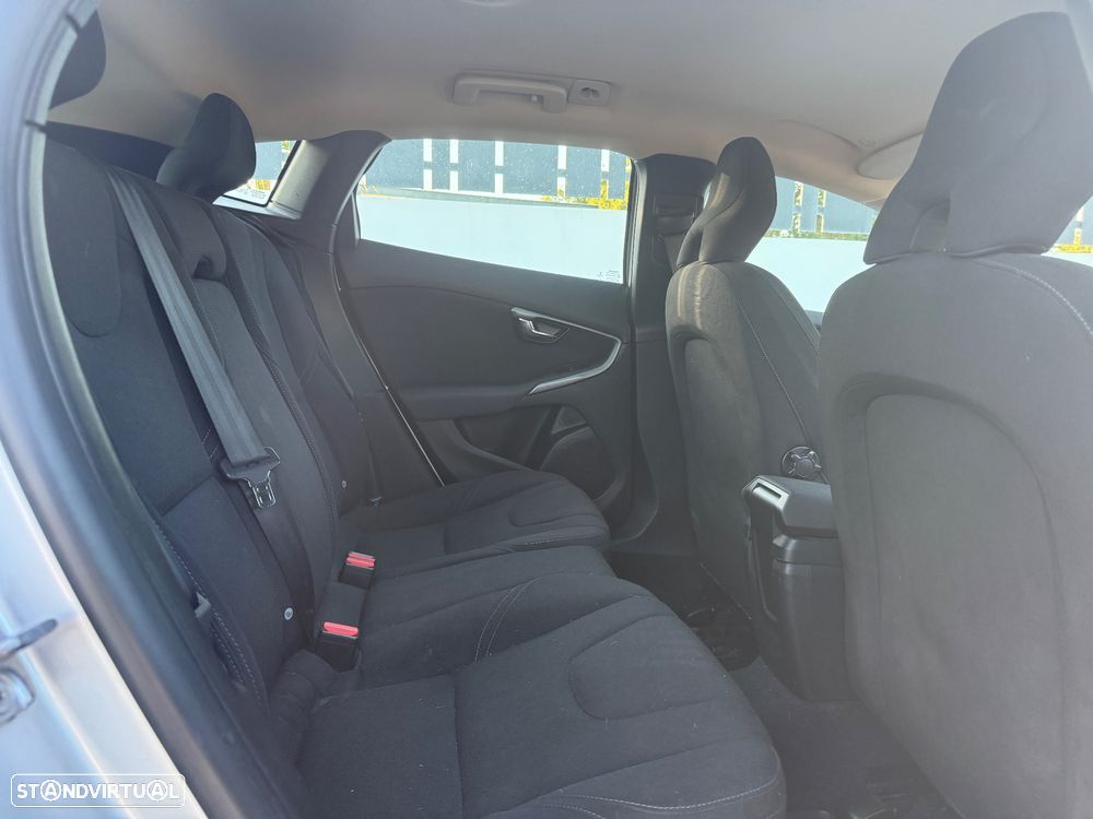 Volvo V40 2.0 D2 Kinetic - 17