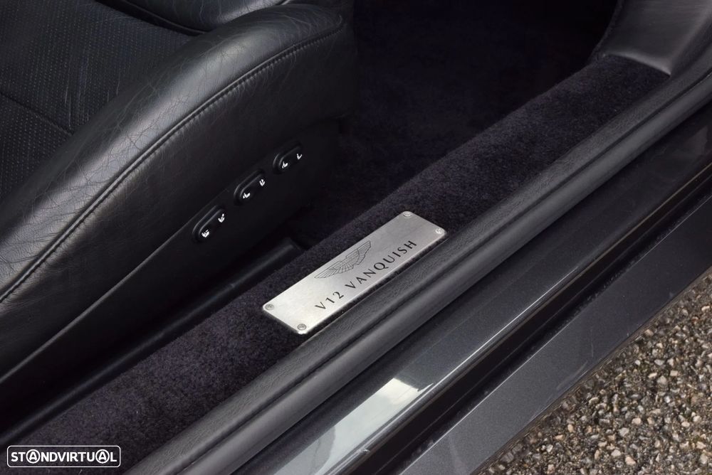 Aston Martin Vanquish - 33