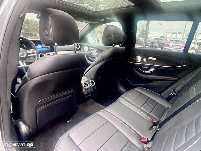 Mercedes-Benz E 300 de 4Matic 9G-TRONIC AMG Line - 35