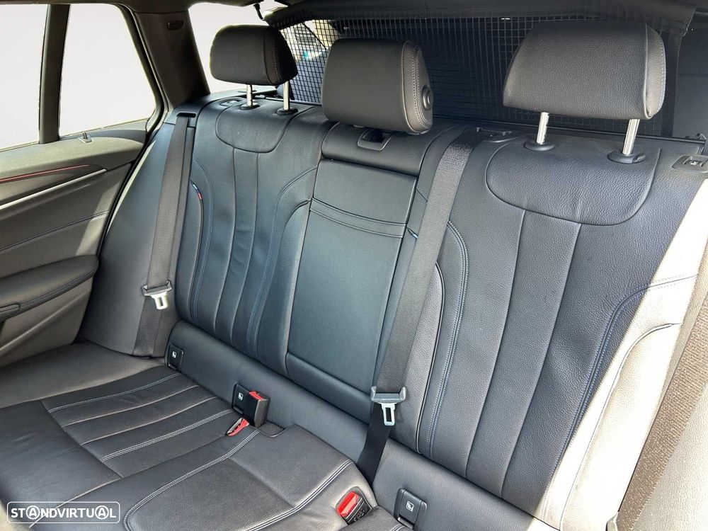 BMW 530 e Pack Desportivo M - 14