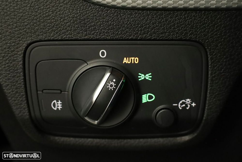 Audi Q2 30 TFSI Advanced - 18
