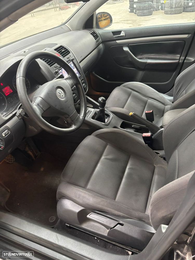 VW Golf - 2