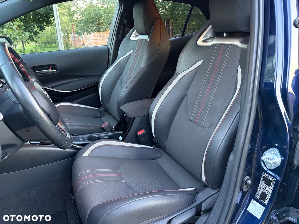 Toyota Corolla 1.8 Hybrid GR Sport - 12