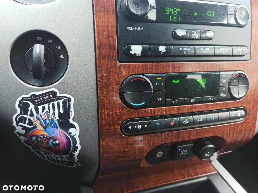 Ford Expedition - 8