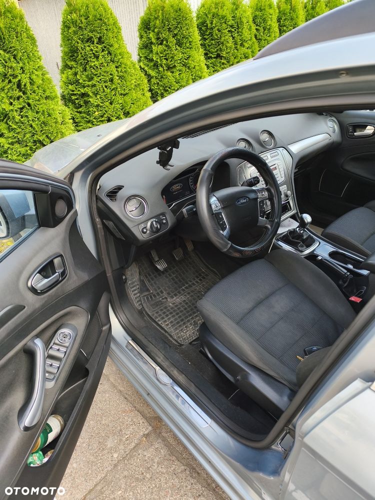 Ford Mondeo - 6