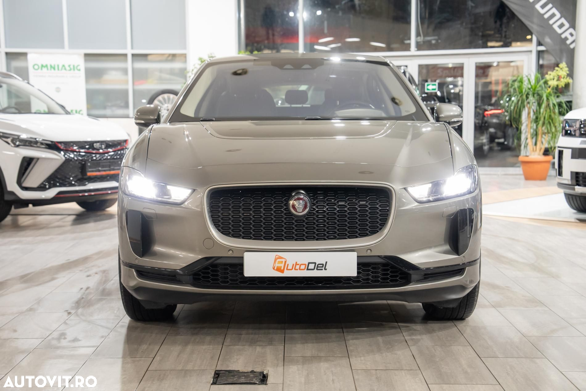Jaguar I-Pace EV400 AWD HSE - 9