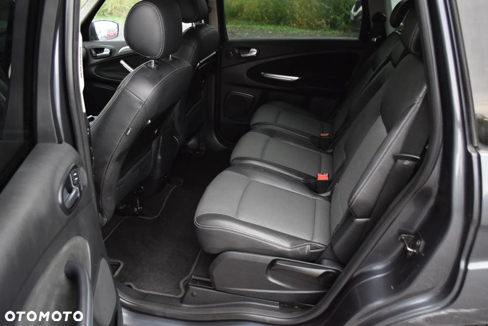Ford S-Max 2.0 TDCi DPF Titanium - 16