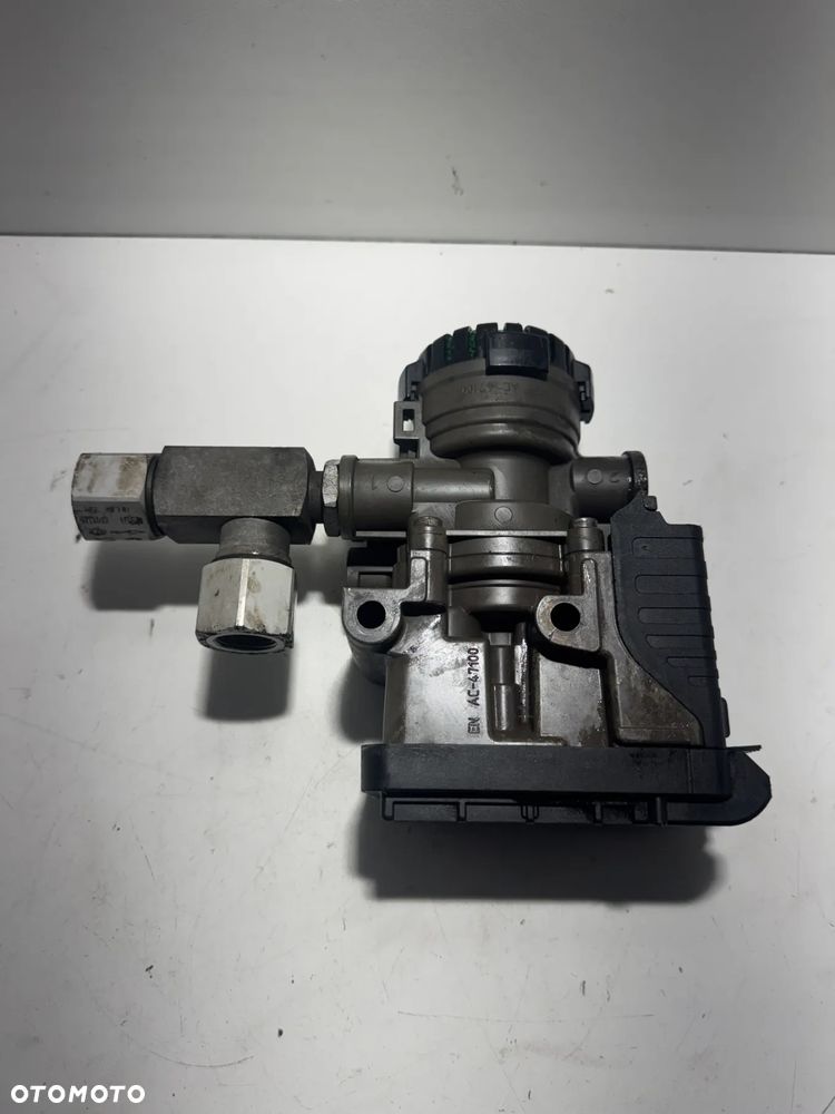 Zawór Modulator EBS Przód Ford F-Max Cargo Euro 6 K102878 - 3