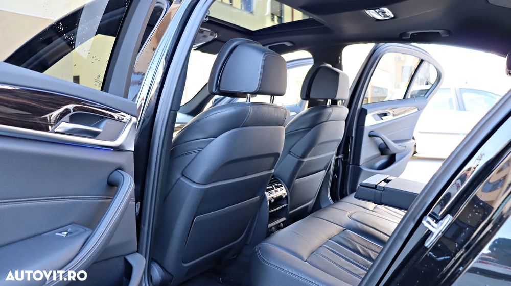 BMW Seria 5 530e AT PHEV - 13