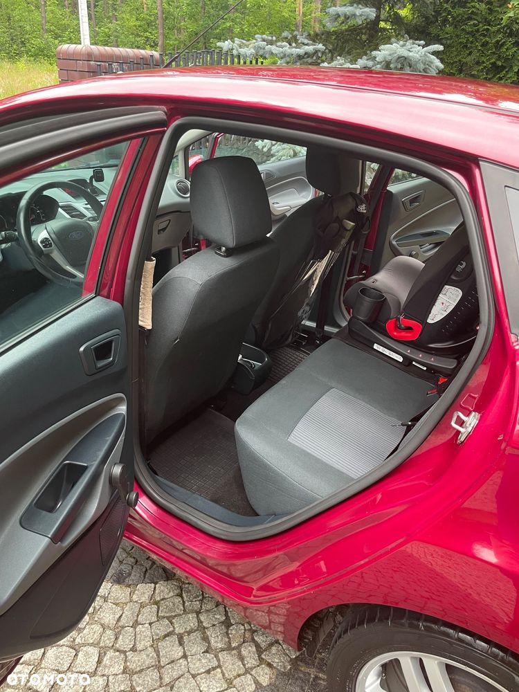 Ford Fiesta - 9
