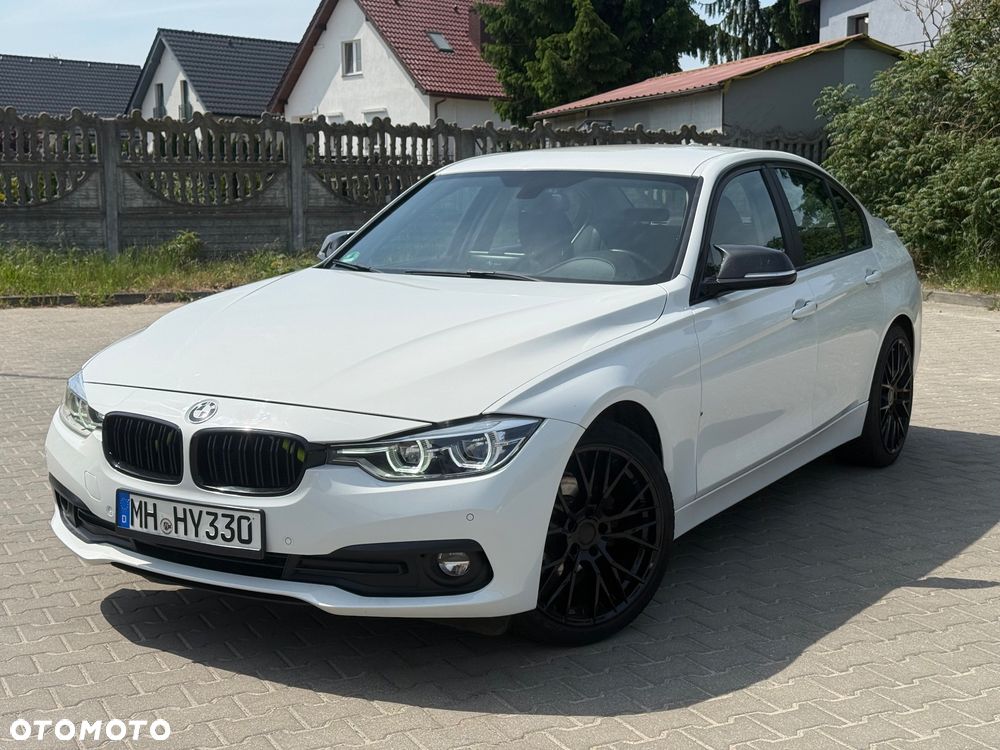 BMW Seria 3 318d Sport Line - 2