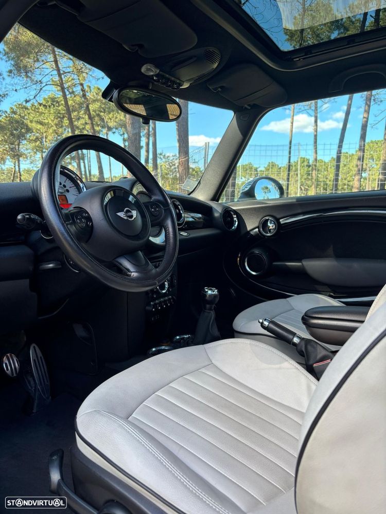 MINI 3 Portas Cooper SD - 11