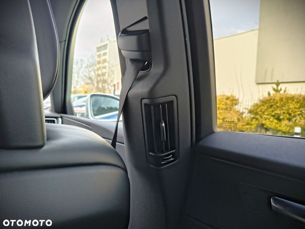 Volvo XC 60 - 25