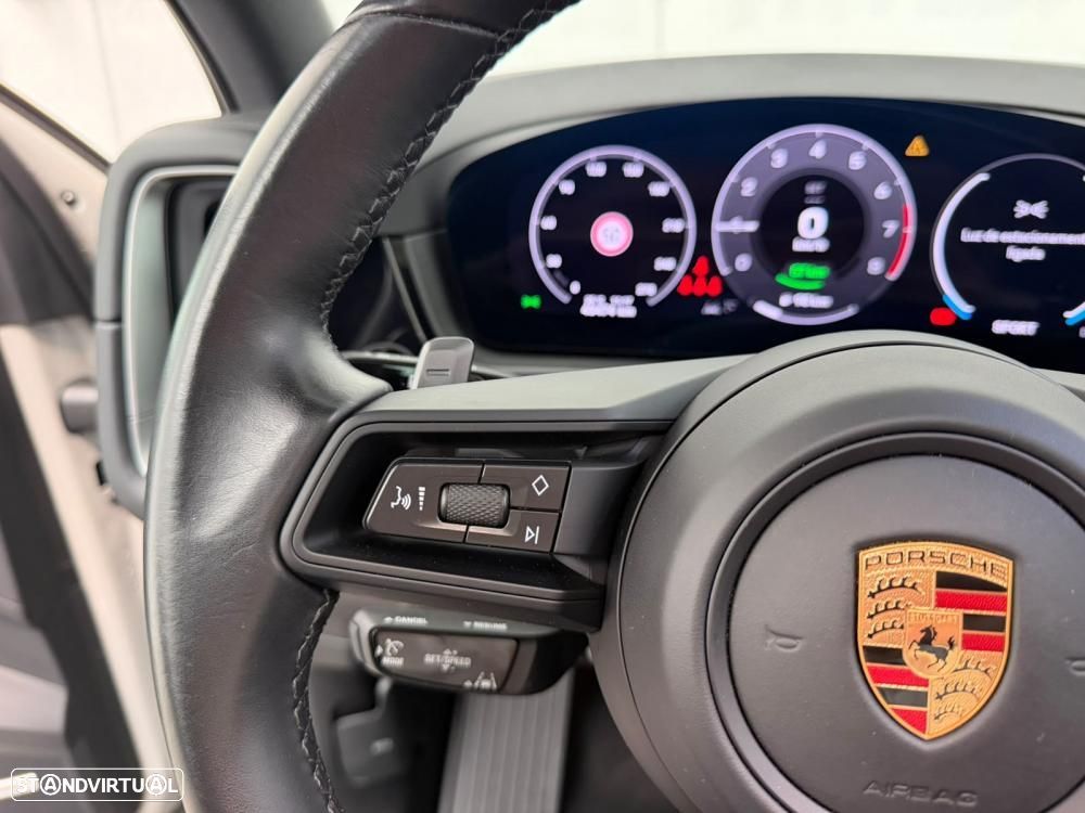 Porsche Cayenne E-Hybrid - 21