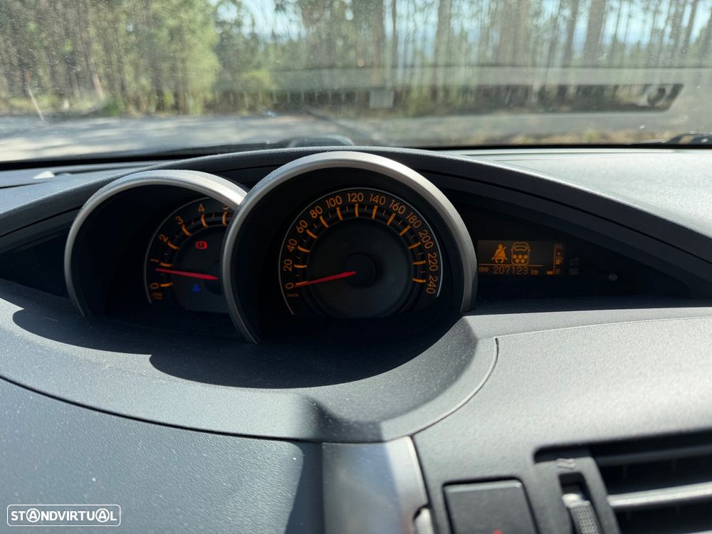 Toyota Verso 2.0 D-4D Exclusive - 12