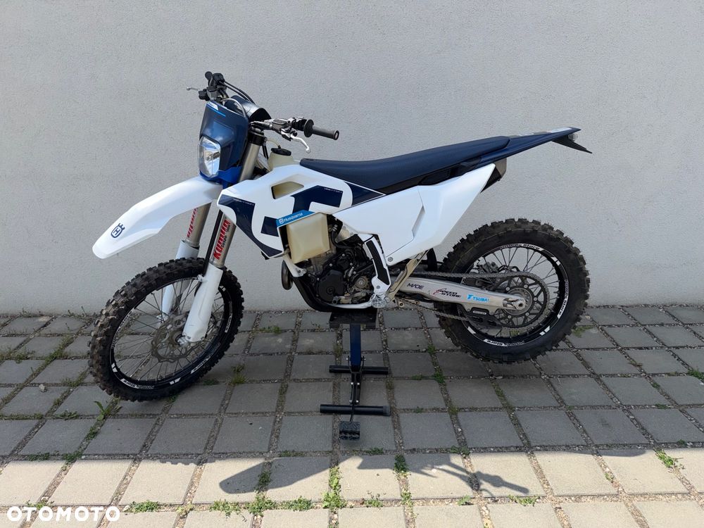 Husqvarna FE - 7