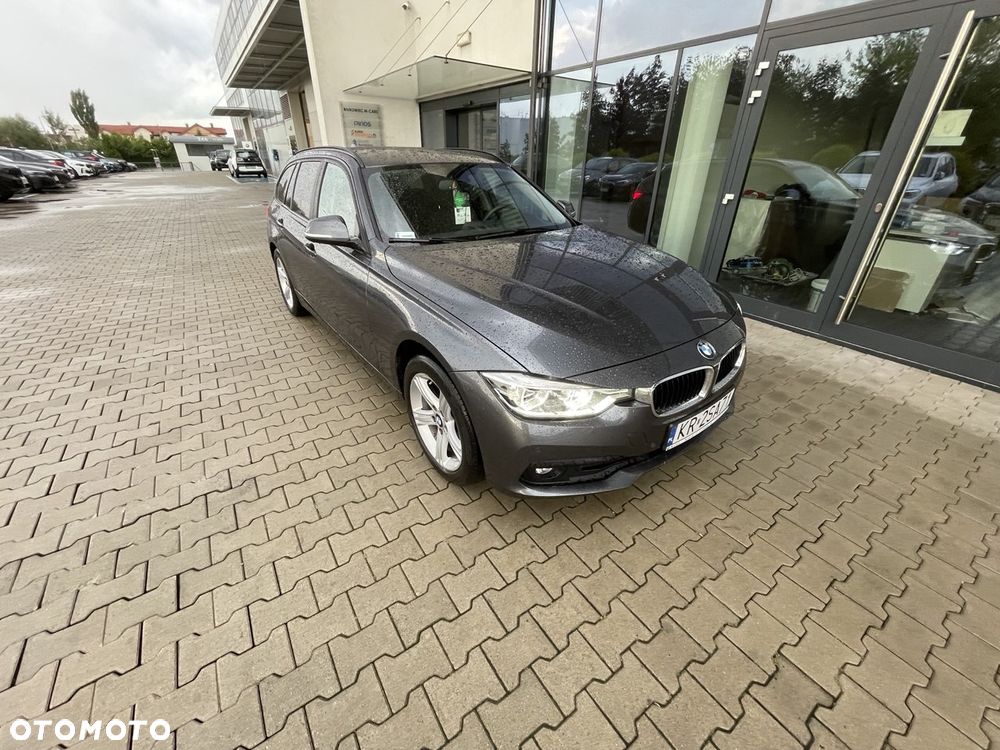 BMW Seria 3 318d Advantage - 2