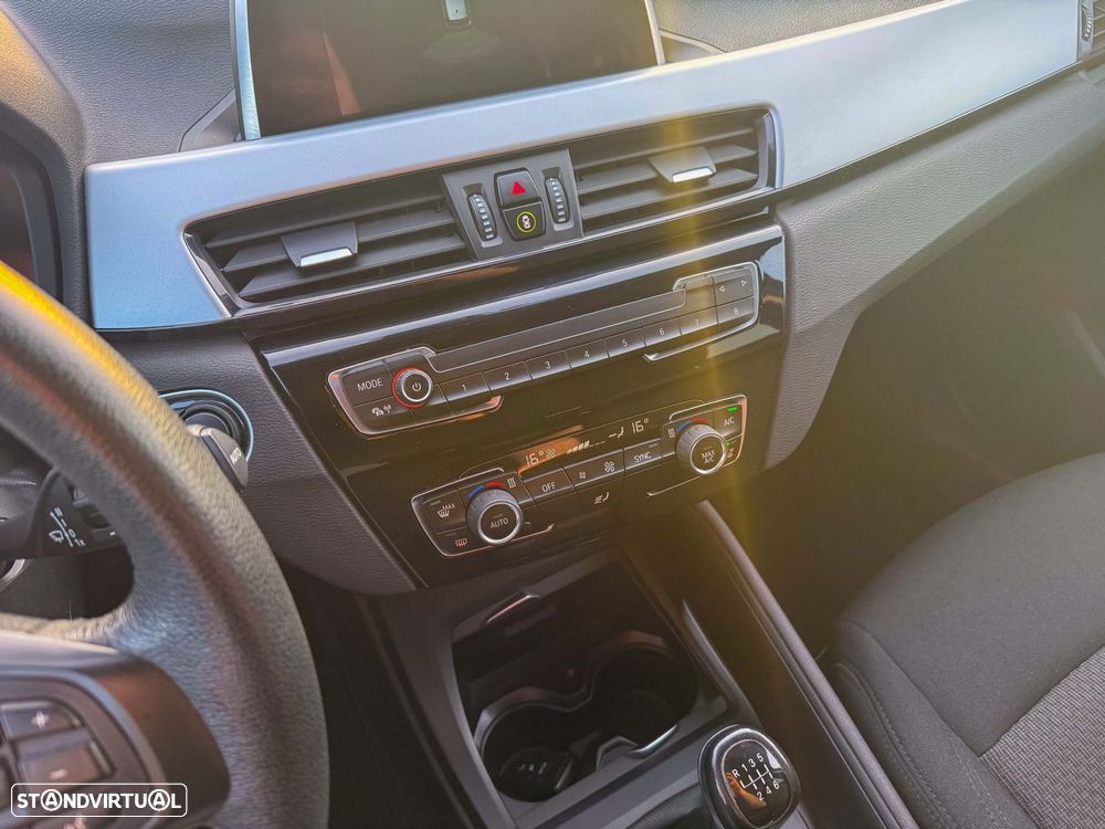 BMW X1 16 d sDrive Advantage - 20