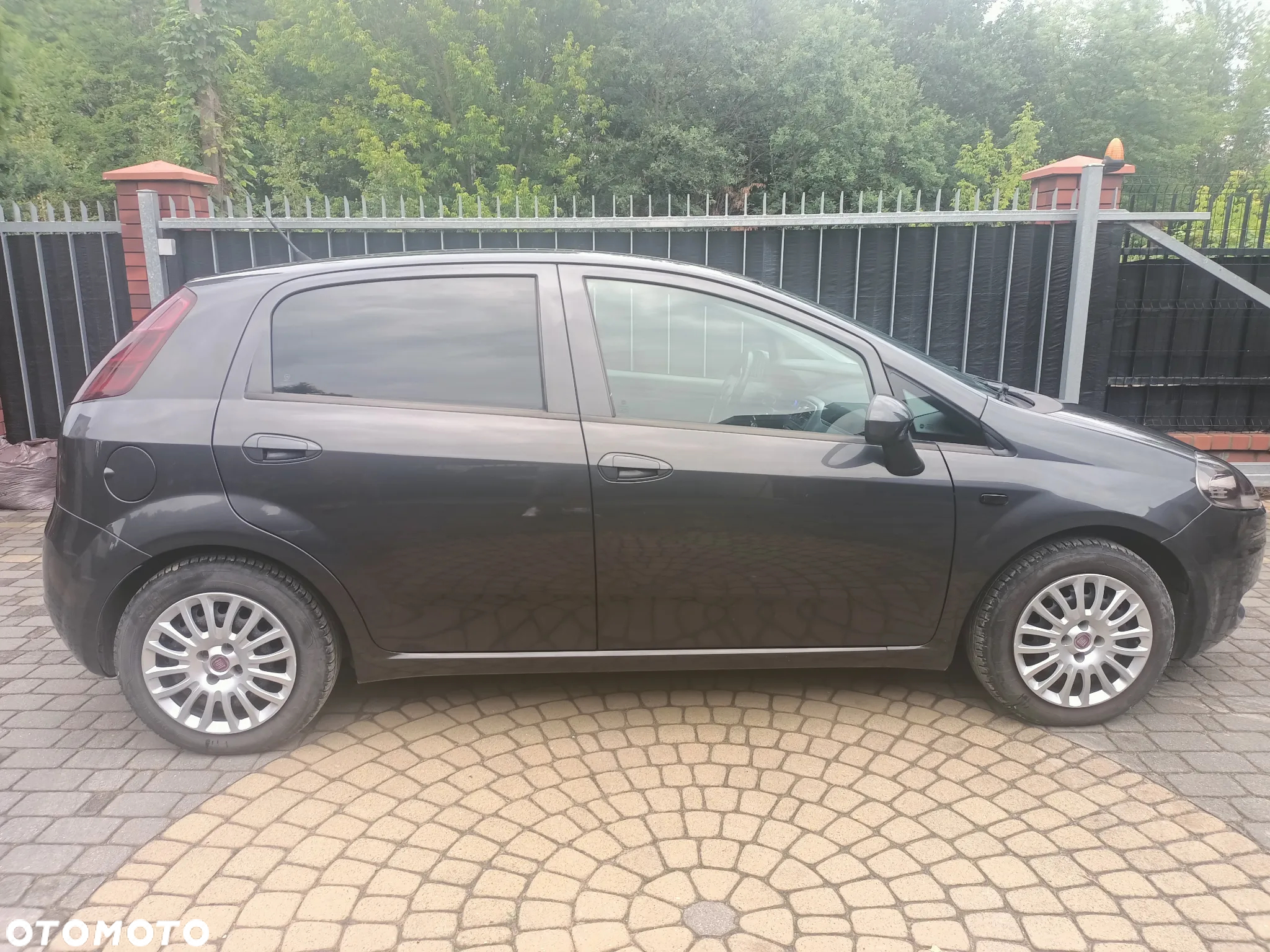 Fiat Grande Punto - 10