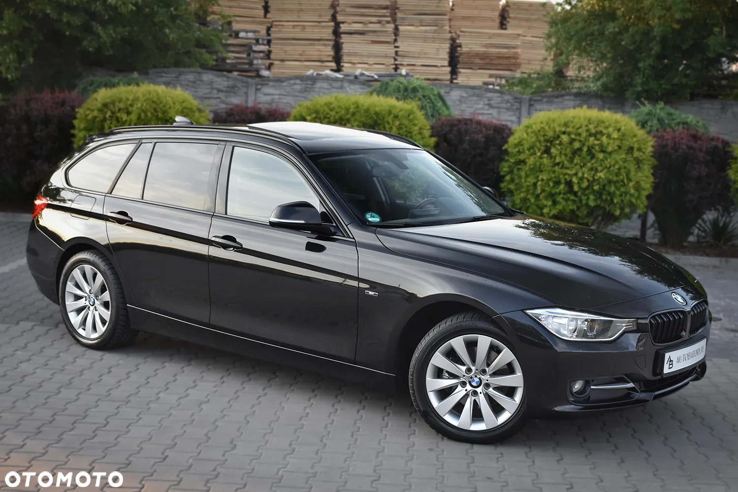 BMW Seria 3 320d Touring xDrive Sport Line - 18