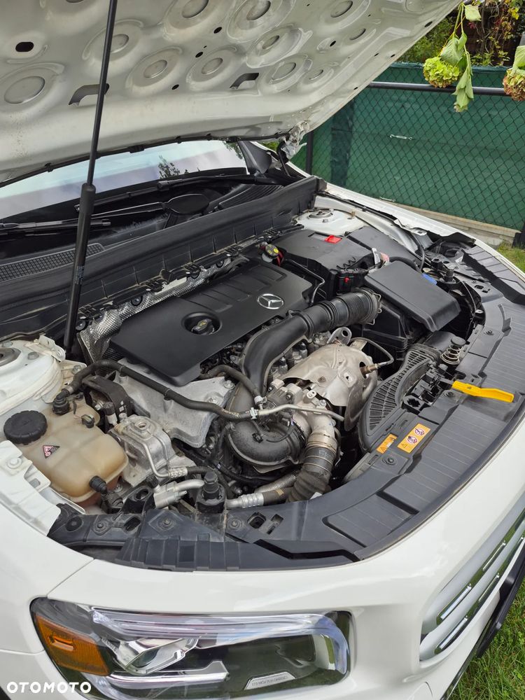 Mercedes-Benz GLB 250 8G-DCT - 8
