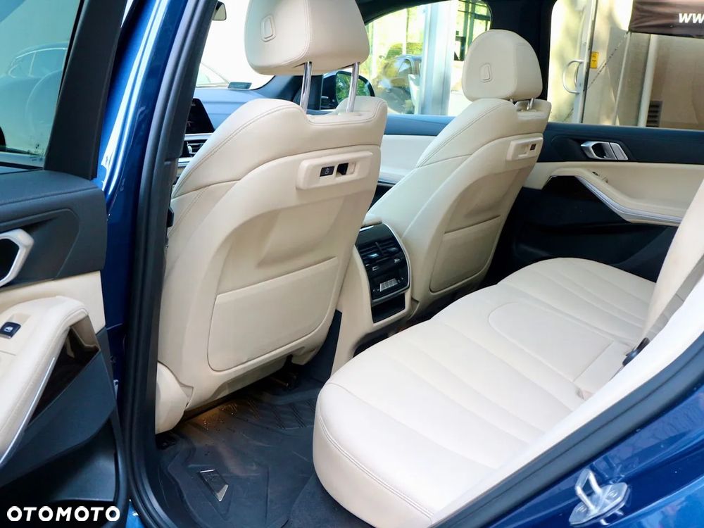 BMW X5 xDrive40i - 15